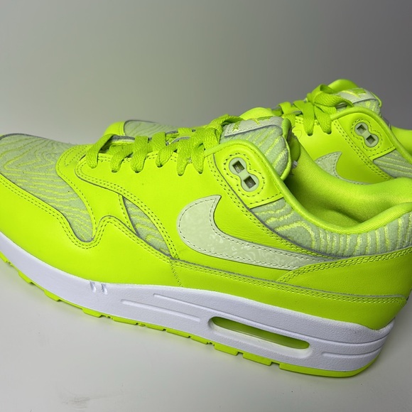 Nike Air Max - Picture 2 of 8